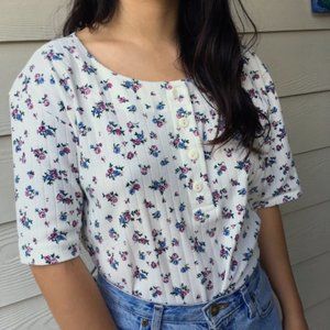 Beautiful Vintage White Floral Shirt